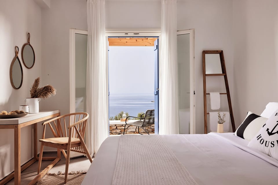 Junior Suite With Sea View | Minibar, soundproofing, iron/ironing board, free WiFi