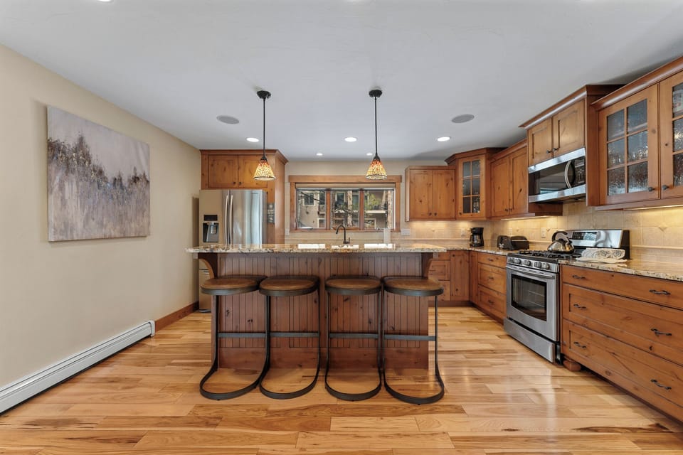 Breakfast bar with additional seating for four.