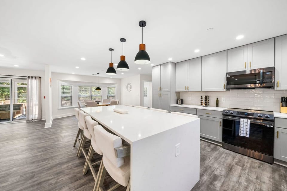 House | 6 bedrooms, Internet