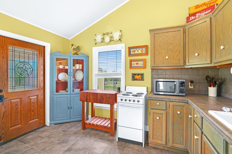 The space is bright and flooded with natural light
