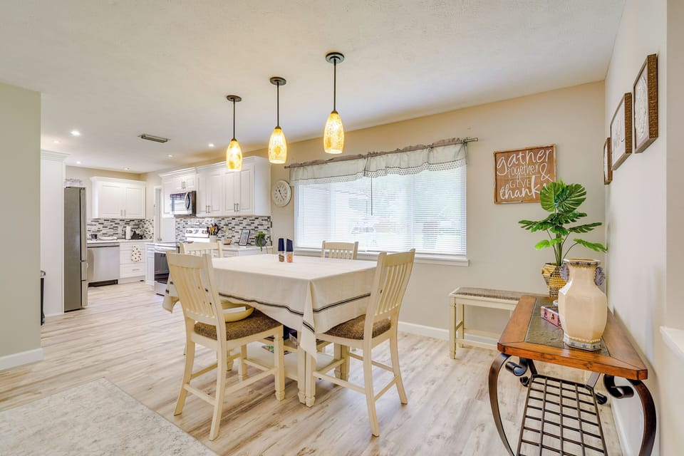 House (3 Bedrooms) | Interior