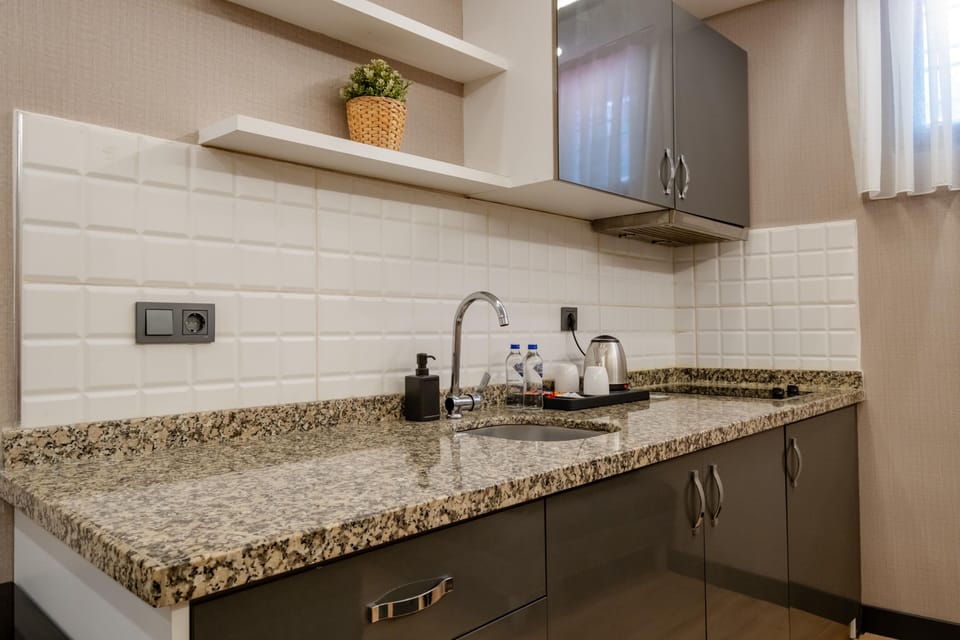 Standard Studio (Basement Floor) | Private kitchen