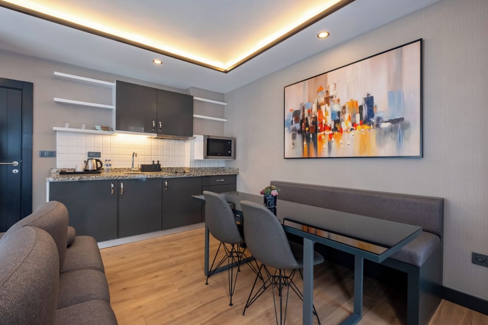 Two-Bedroom Suite | Private kitchen