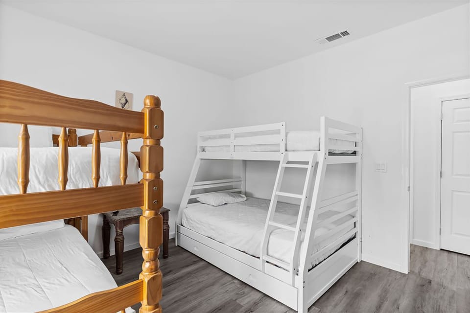 Bunk room