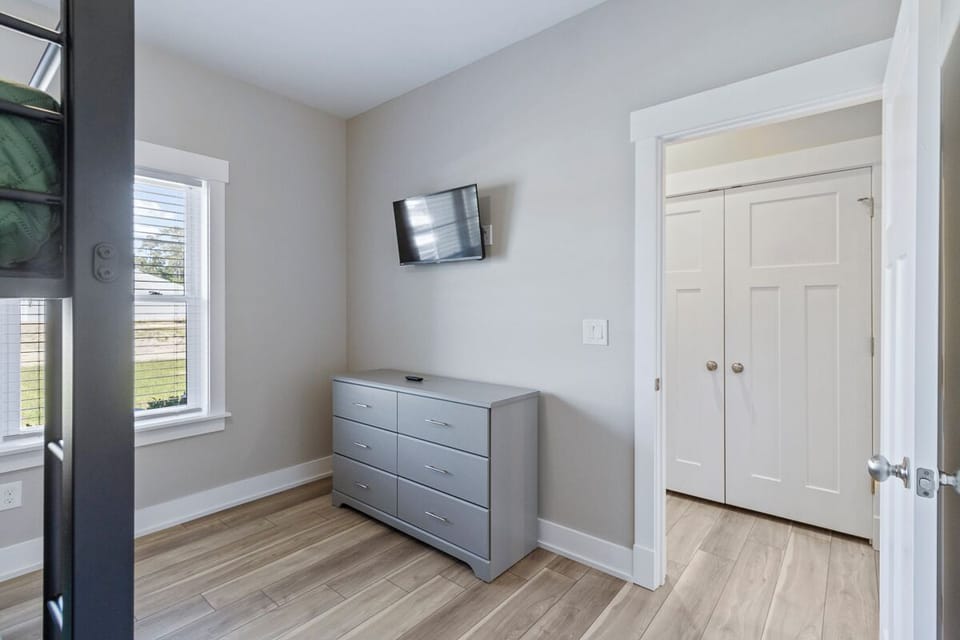 Bunk Bedroom