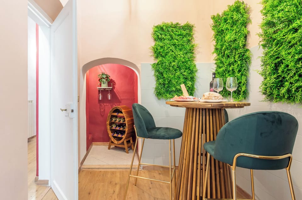 Comfort Apartment | Private kitchen | Fridge, microwave, oven, stovetop