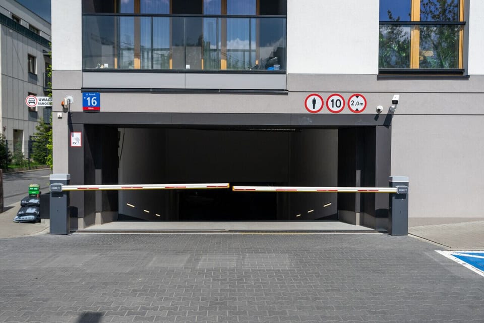 Dedicated and Private Parking Space | Book Now with RENTUJEMY