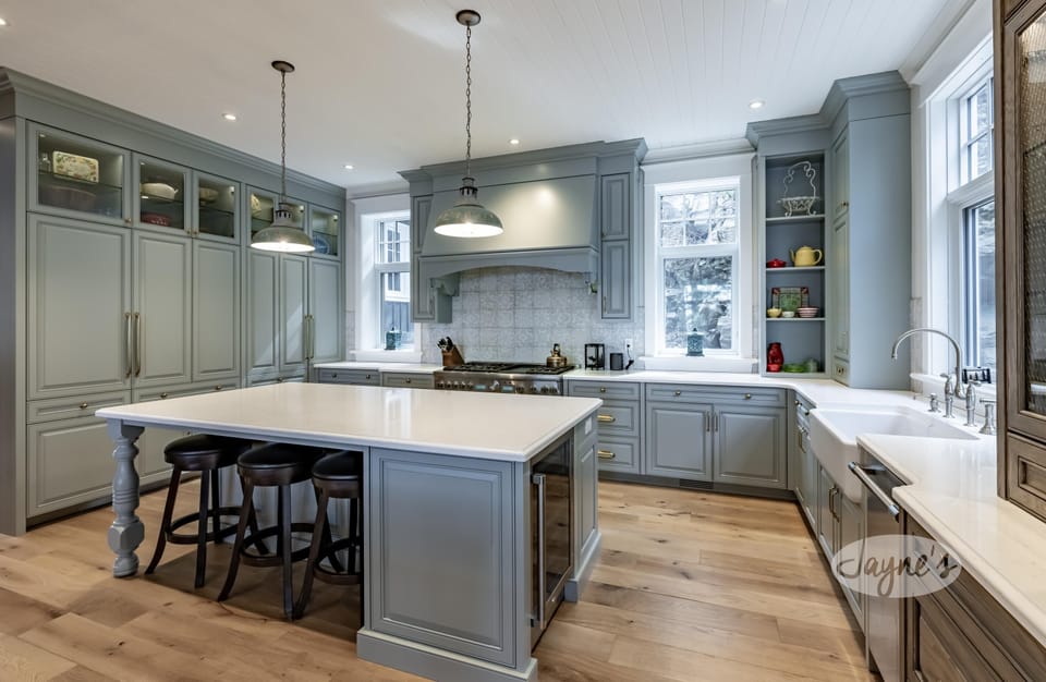 Kitchen &amp; Bar Seating