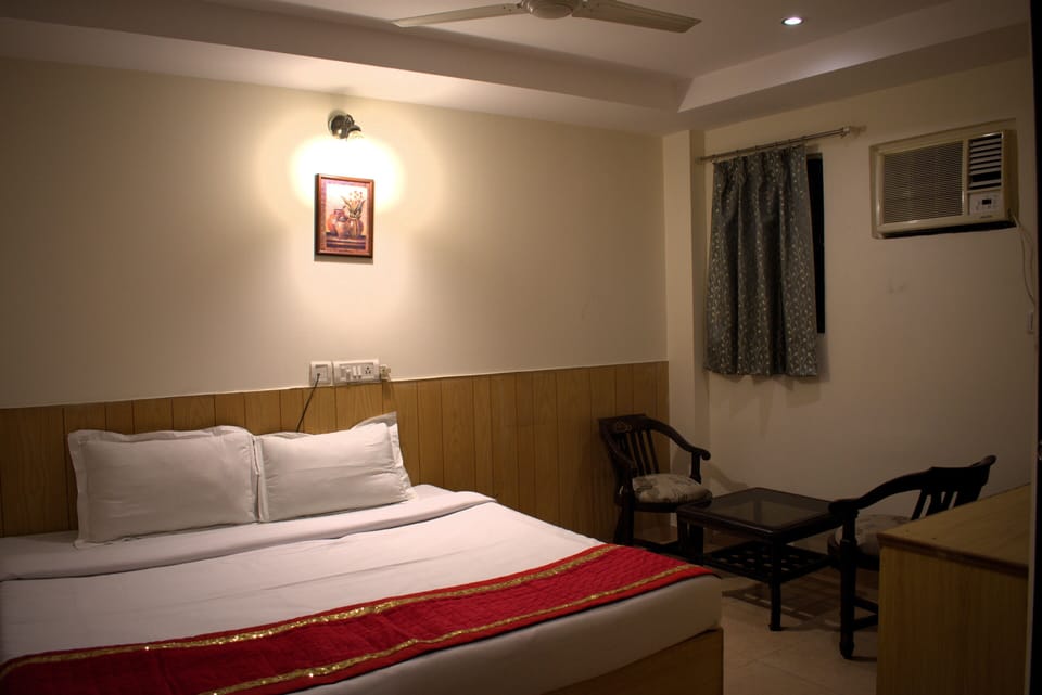 Deluxe Double Room | Premium bedding, down comforters, Select Comfort beds