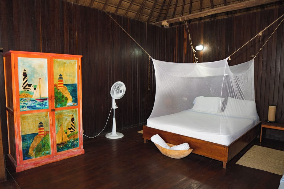 Chalet | 6 bedrooms, free WiFi, bed sheets