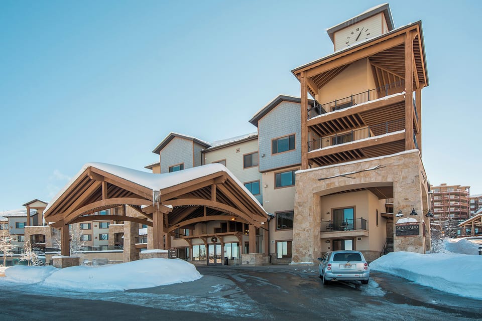 Silverado Lodge Exterior