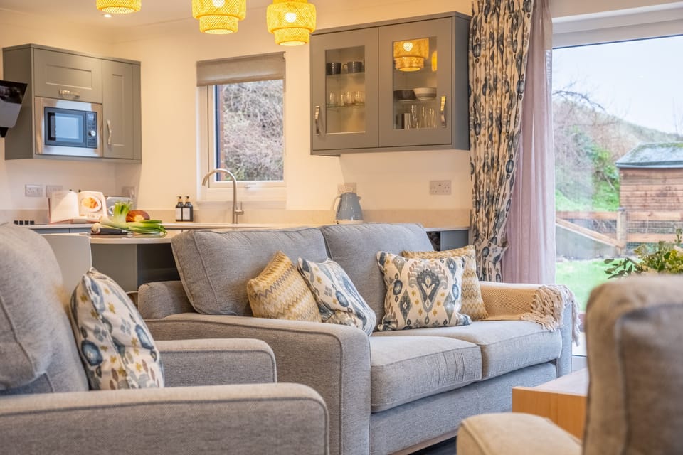 Ground floor: Sitting room area