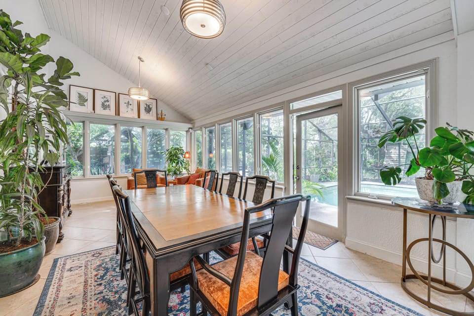 Dining Room | 1st Floor | Dishware & Flatware
