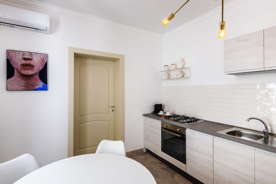 Cabinetry, Sink, Countertop, Property, Furniture, Picture Frame, Kitchen Sink, White, Building, Tap