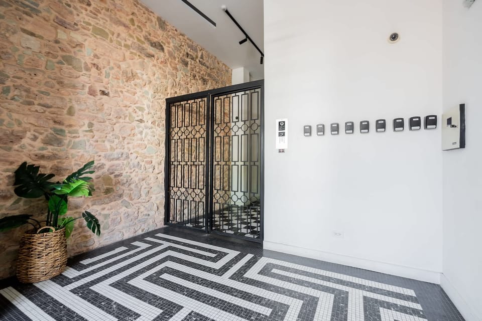 Access to the apartment