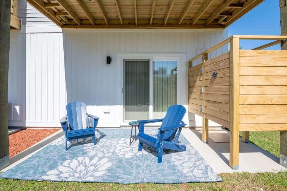 Ground Level Ensuite Patio