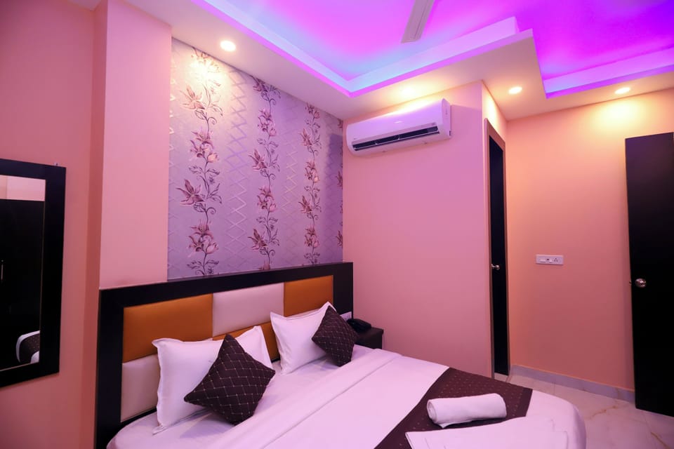 Family Room | Soundproofing, free WiFi