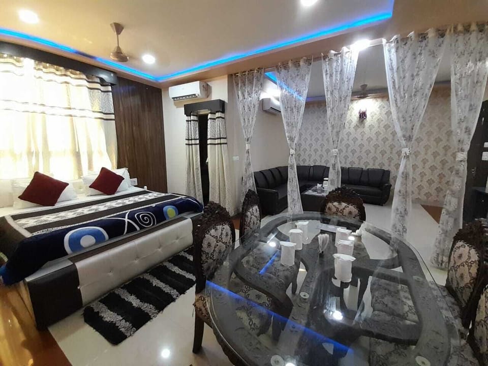 Deluxe Studio Suite | Free WiFi
