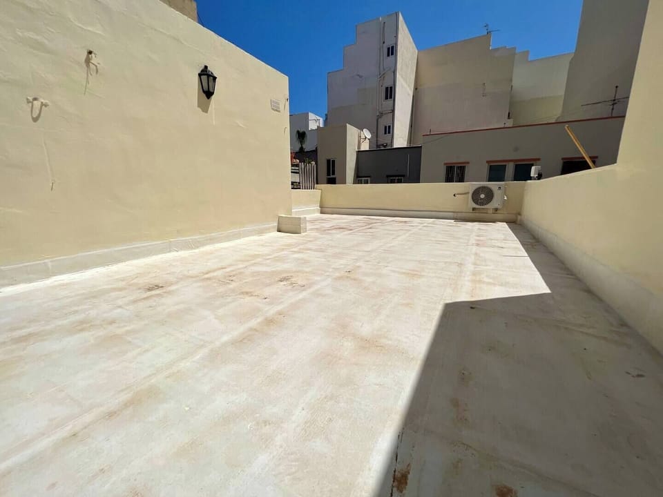 Private Roof area 