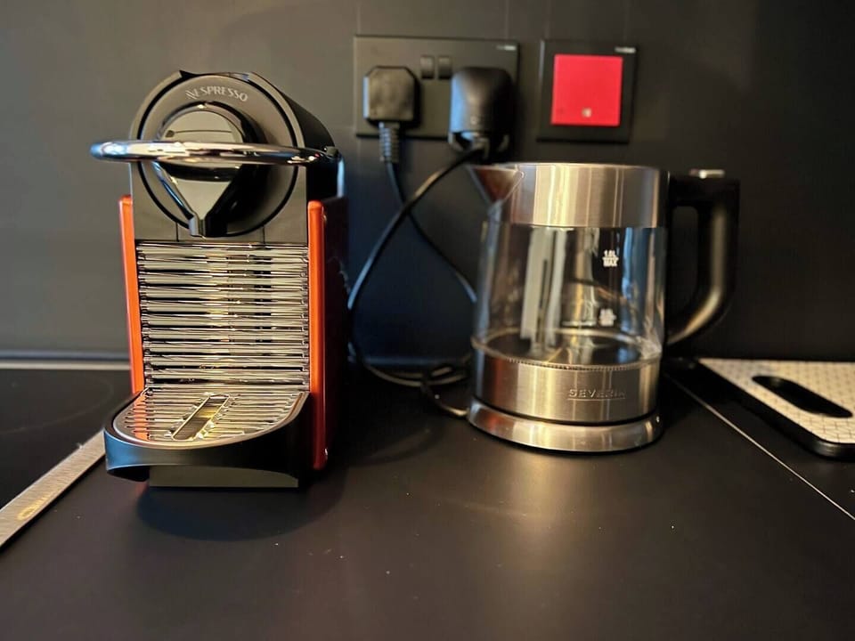 Nespresso Machine - pods included