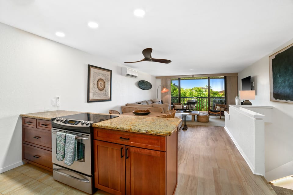 Condo, 2 Bedrooms | Interior