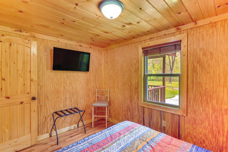 Serene Beattyville Cabin: 24 Mi to Red River Gorge Cottage in Beattyville