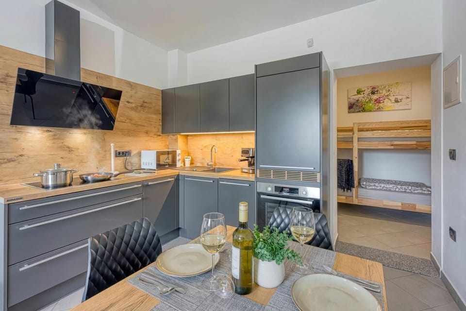 Family Apartment, 1 Bedroom, Microwave (Coastal Countryside Oasis Apartment) | Private kitchen