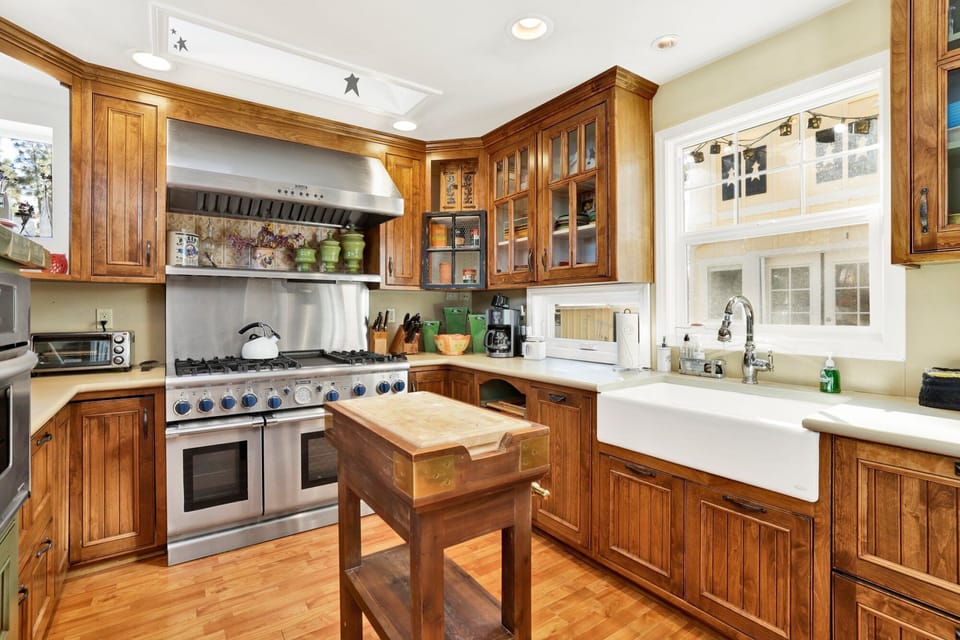 Cabin, Multiple Beds, Patio, Mountain View (2360) | Private kitchen