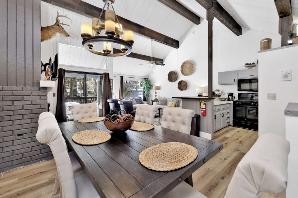 Condo, Multiple Beds, Patio, Mountain View (2125) | 2 bedrooms, individually decorated, individually furnished
