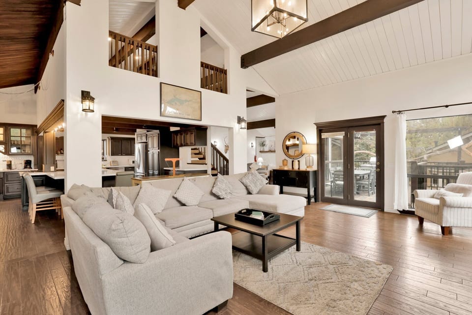 Cabin, Multiple Beds, Hot Tub, Mountain View (2193) | Living area | Fireplace, books