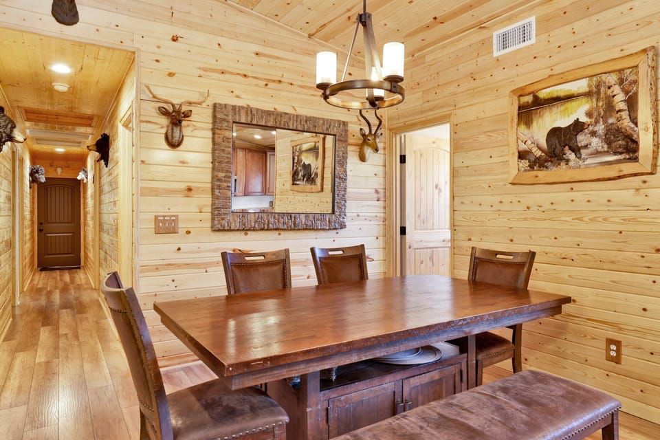 Cabin, Multiple Beds, Patio, Mountain View (2353) | 3 bedrooms, individually decorated, individually furnished, bed sheets