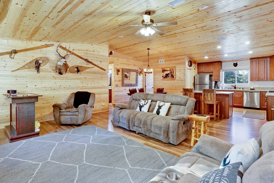 Cabin, Multiple Beds, Patio, Mountain View (2353) | Living area