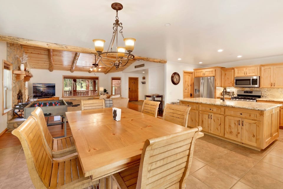 Cabin, Multiple Beds, Hot Tub, Mountain View (2147) | Private kitchen