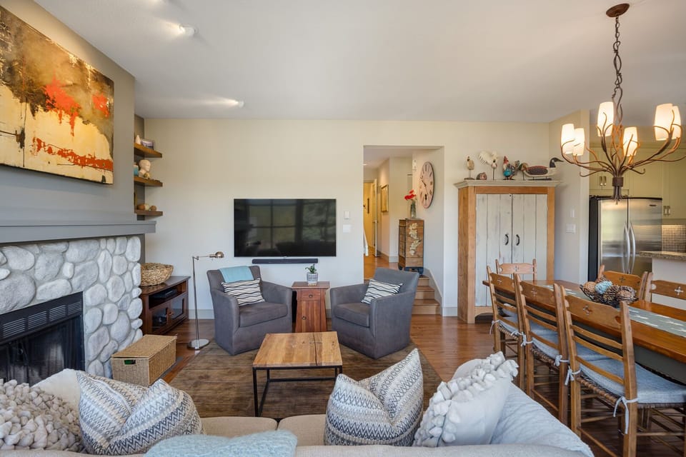 Bright living space with TV