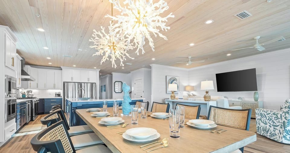 Formal Dining
