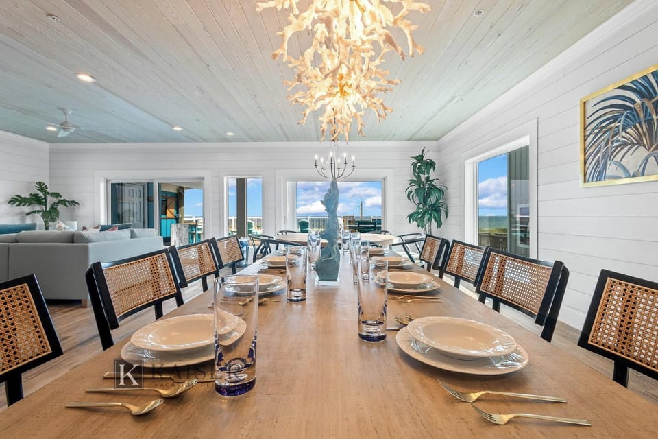 Formal Dining