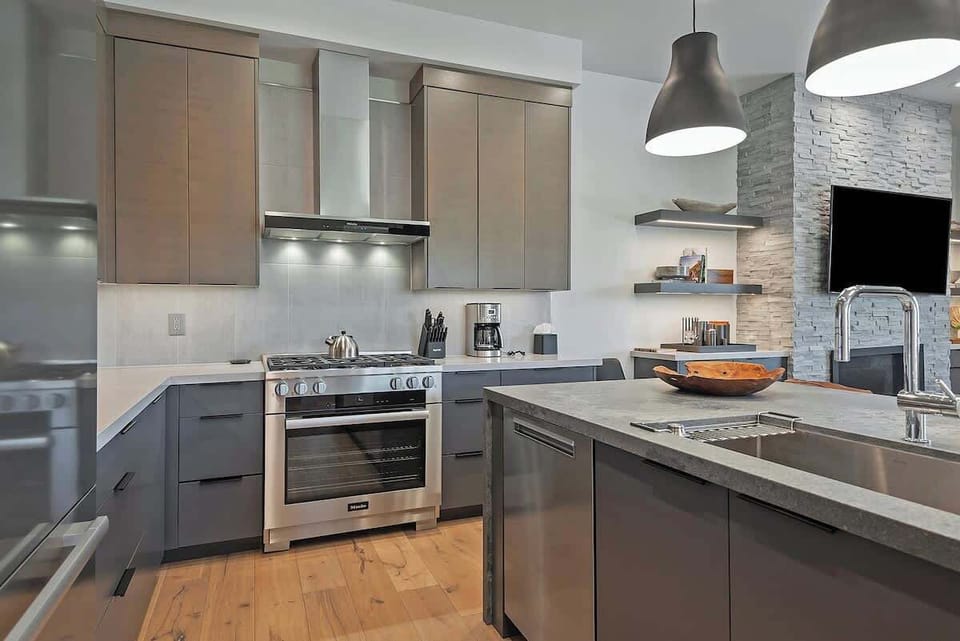 Chef's Kitchen 