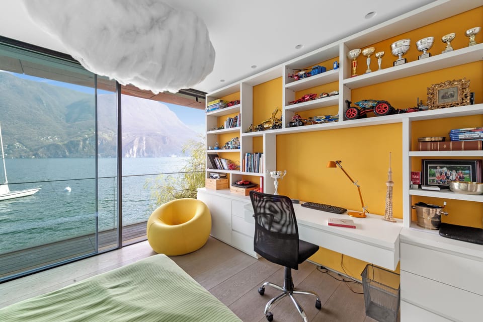 Family Villa, 4 Bedrooms, Balcony, Lakeside (Maison Sur l'Eau) | Interior
