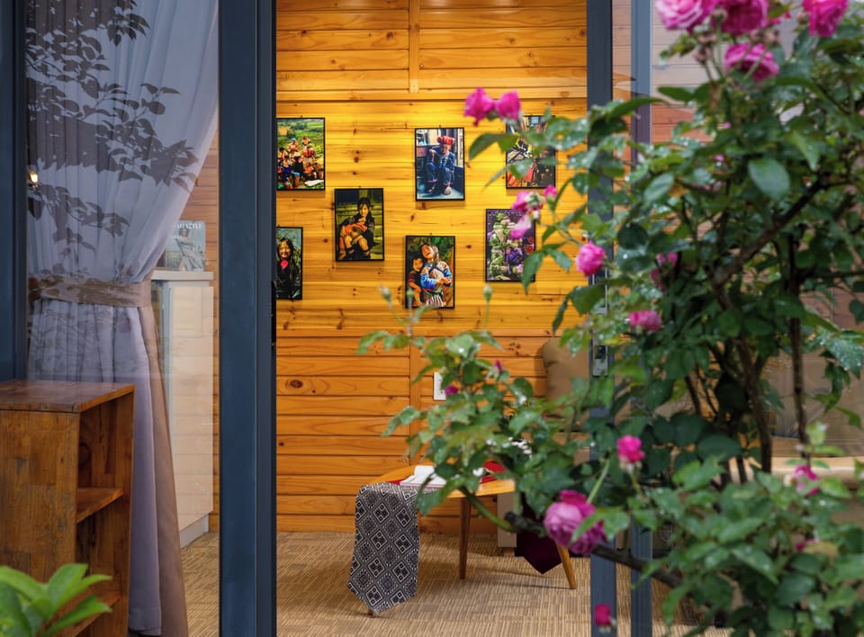 Deluxe Bungalow, Mountain View | Premium bedding, Select Comfort beds, minibar, desk