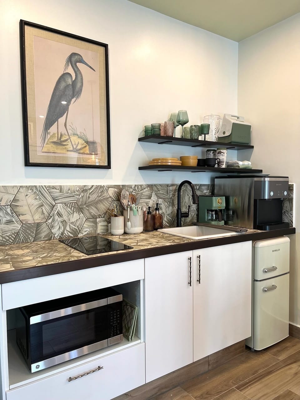 Beach Bungalow Kitchen