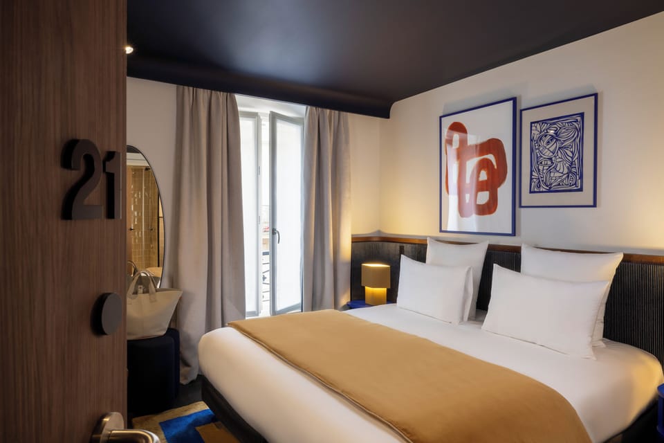 Premium bedding, minibar, in-room safe, laptop workspace