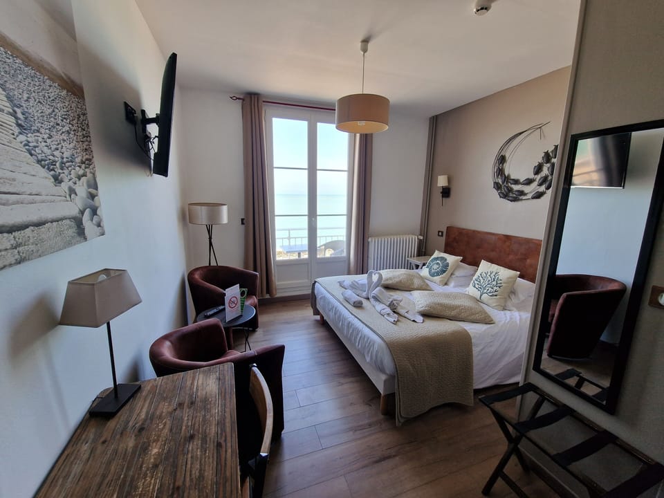 Superior Room, Sea View | Premium bedding, blackout drapes, soundproofing, iron/ironing board