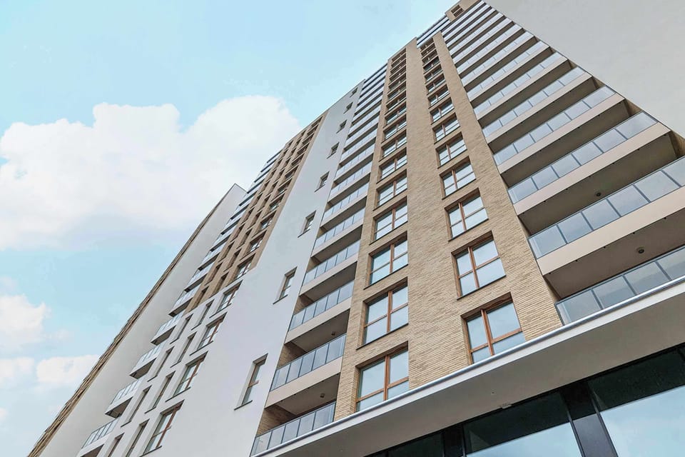 Enjoy easy access to the city's attractions from this well-located building. 