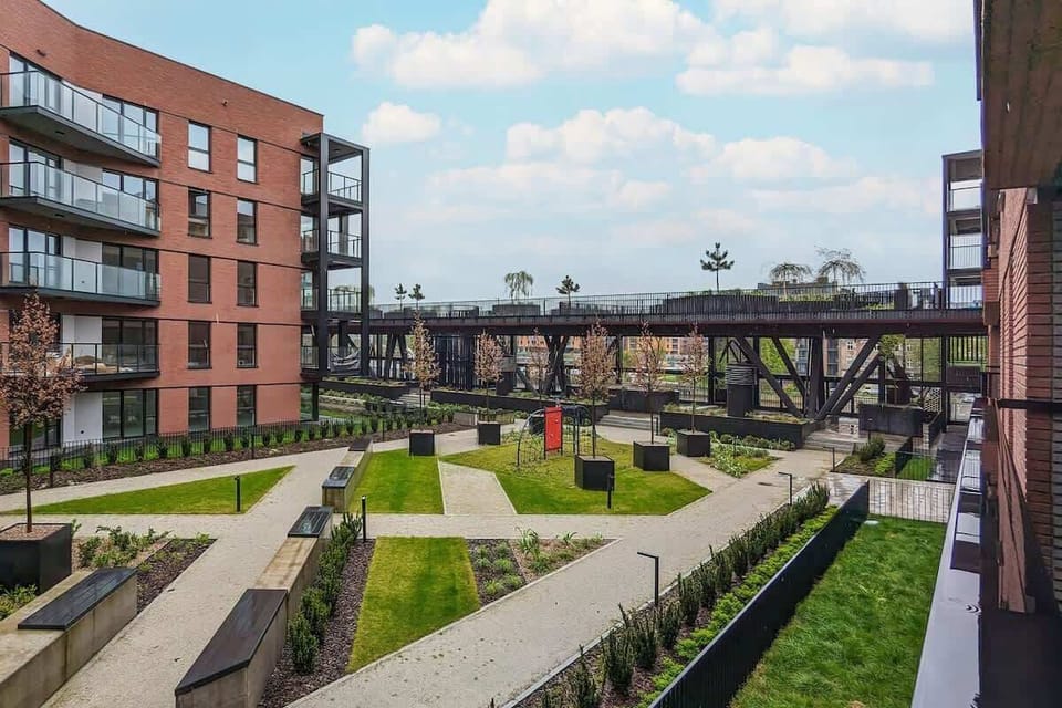 Experience urban living in a stylish and modern property.