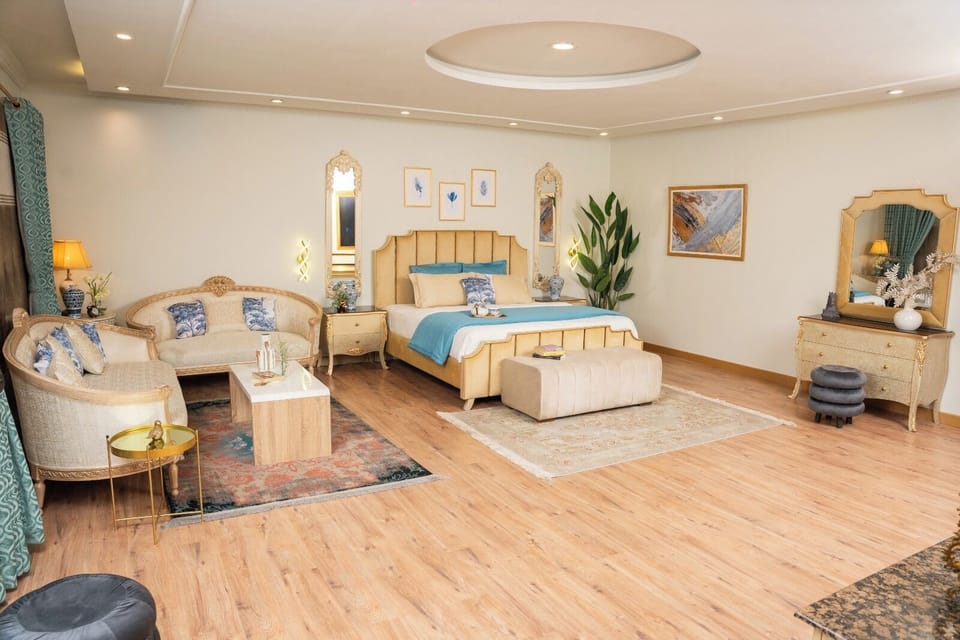 Junior Double Room | In-room safe, blackout drapes, iron/ironing board, free WiFi