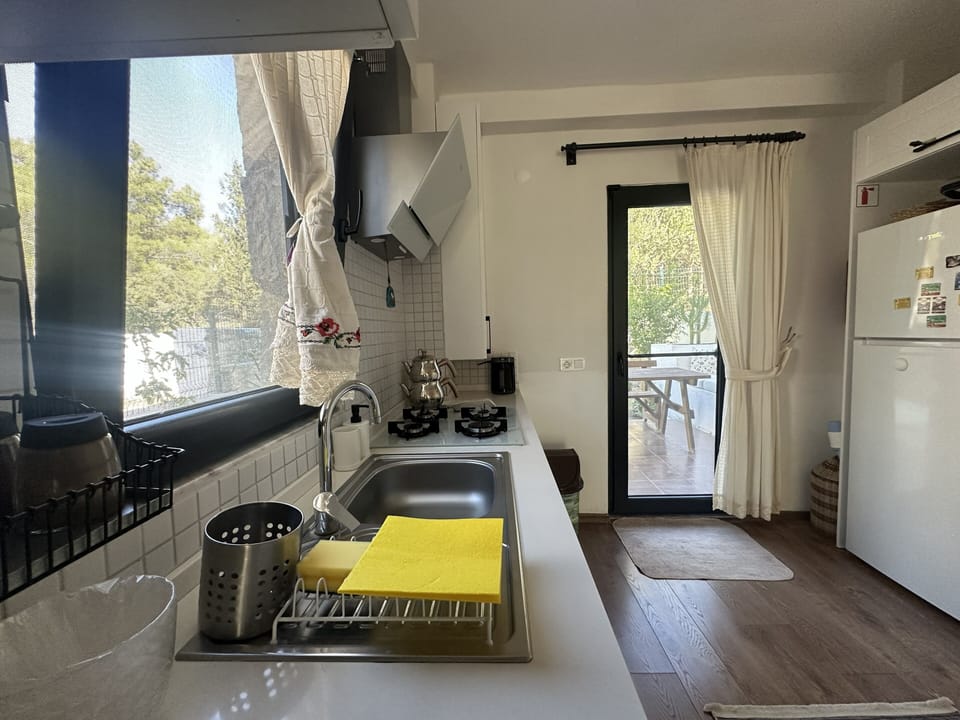 Family Villa, 2 Bedrooms, Kitchen, Garden Area | Private kitchen | Full-size fridge, oven, stovetop, dishwasher