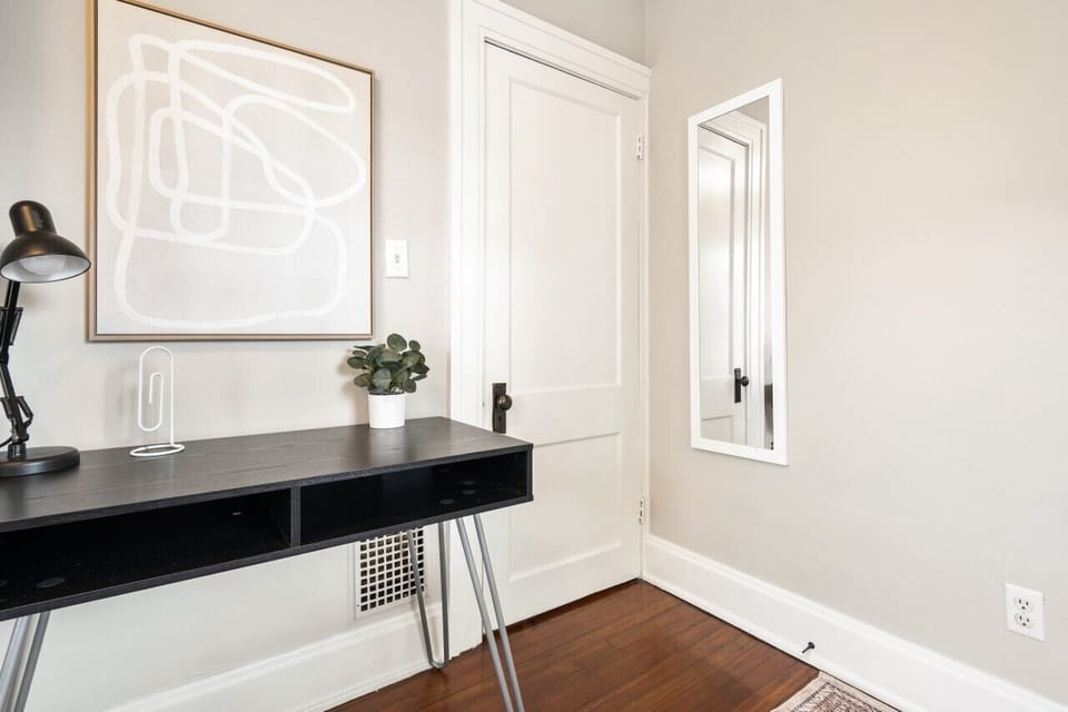 Bedroom with Desk