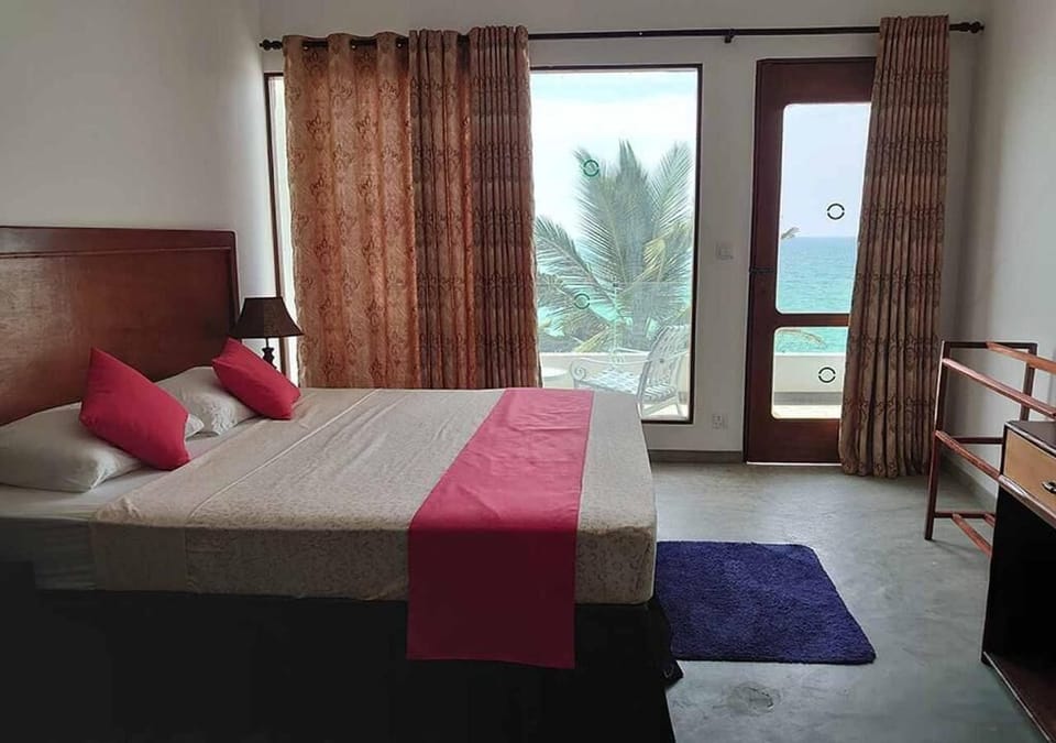 Deluxe Double or Twin Room, Sea View | In-room safe, desk, iron/ironing board, free WiFi