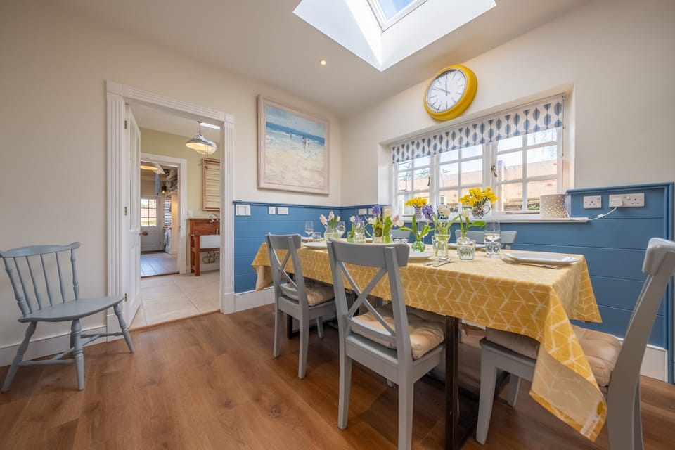 Ground floor: Dining area