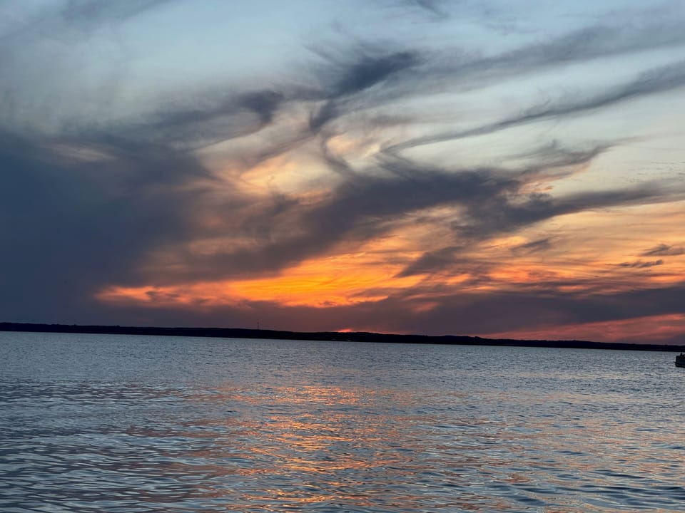 Yep - Lake Livingston at its finest hour !